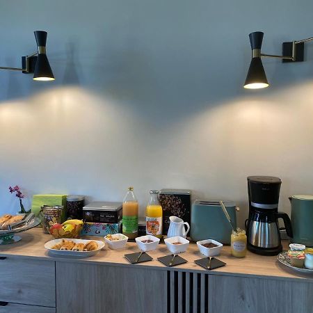 Le Castel De Brehemont Bed & Breakfast Bagian luar foto